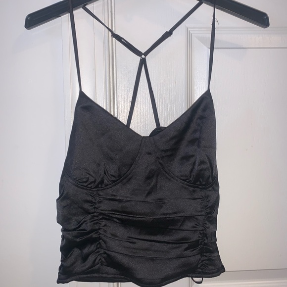 NWT Ruched Satin Criss Cross Cami - Forever 21 Size Small in Black - Picture 3 of 5